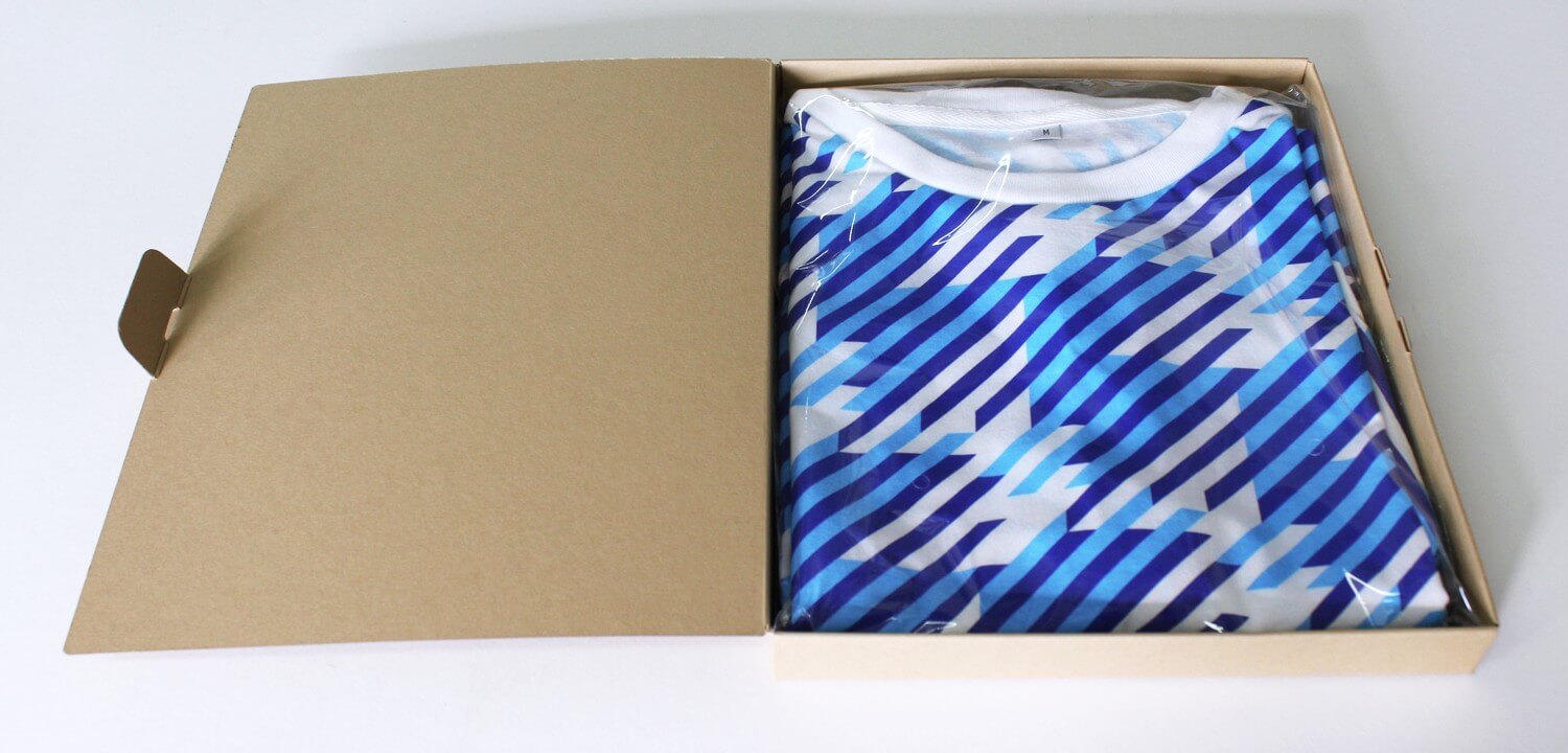 Read more about the article Custom Printed T-shirt Boxes
