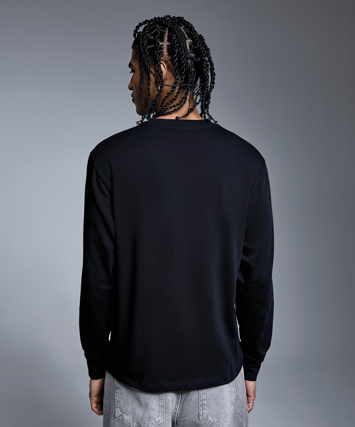 Anthem Headline Heavy Long Sleeve T-shirt AM016 model photo 3