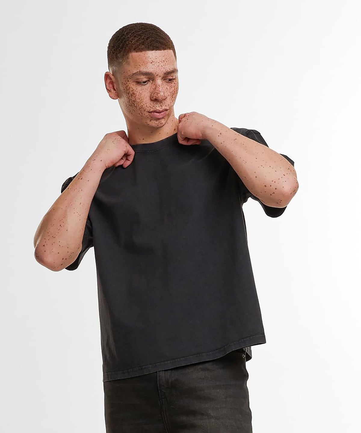 Build Your Brand Vintage Cropped Heavy Oversized Tee BY435 - Image 4