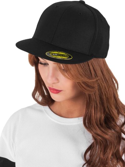 Yupoong Premium 210 Fitted Cap YP017